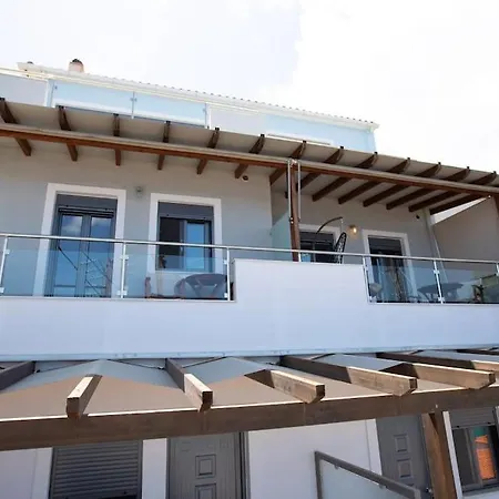 Laconian Blue Apartman Gíthio