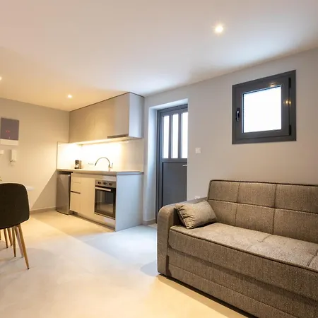 Laconian Blue Apartment *