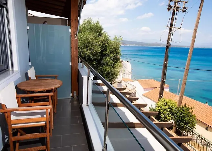 Laconian Blue Γύθειο