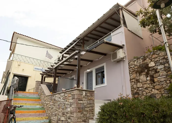 Laconian Blue Γύθειο